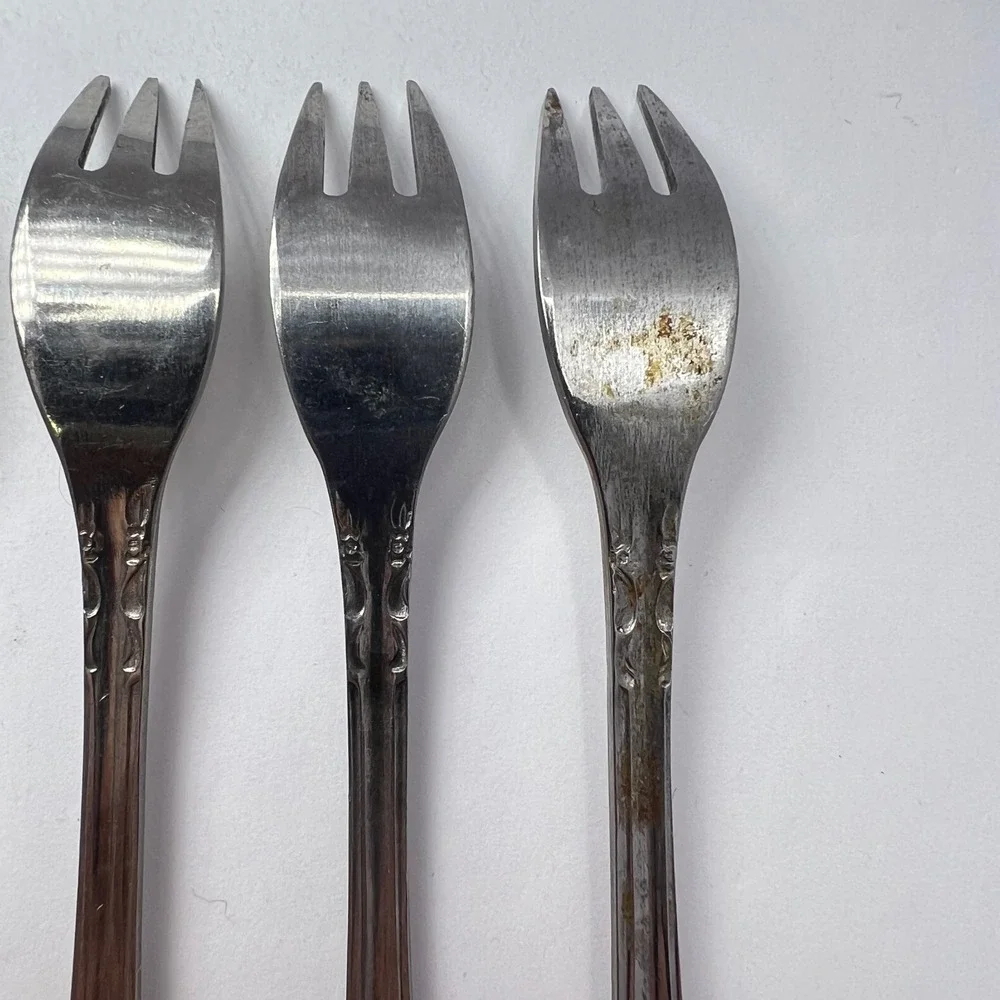 Oneida Northland Stainless Steel Seafood Forks 7 Royal Ballad Vtg 70s Cocktail